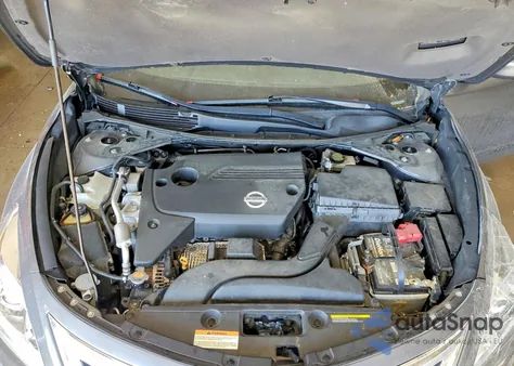 2015 Nissan Altima 2.5 z USA, uszkodzony, nr VIN 1N4AL3AP5FC125551